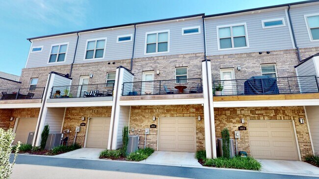 Building Photo - 18016 Nolita Ln