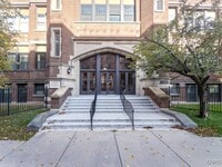 Building Photo - 917 Madison St