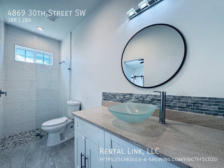 Building Photo - 4869 30th St SW