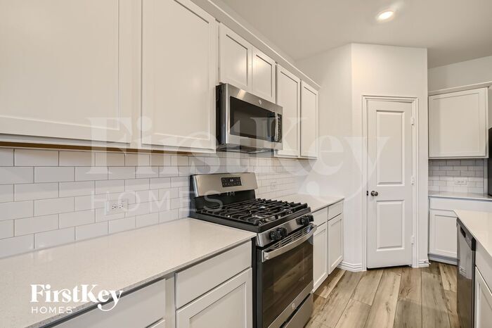 Building Photo - 2524 Goodrich Rd