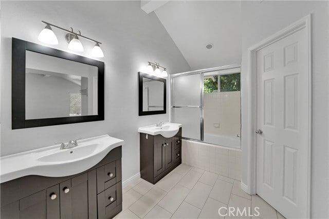 Building Photo - 2565 Calle Benavente