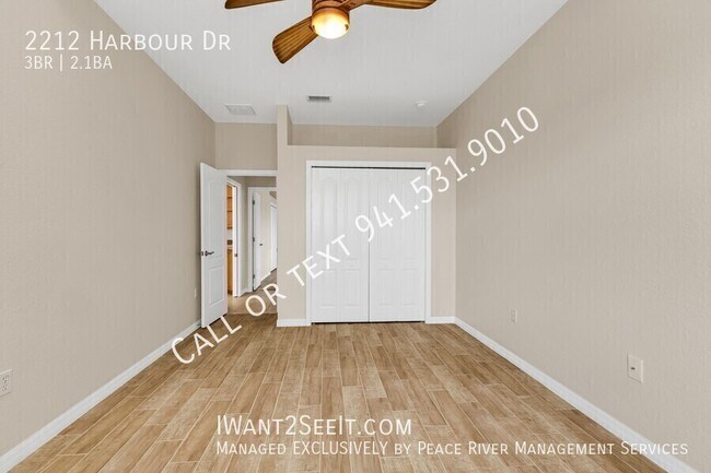 Building Photo - 2212 Harbour Dr