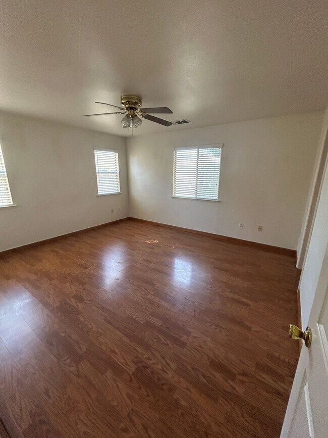Building Photo - This is the one you have been waiting for!