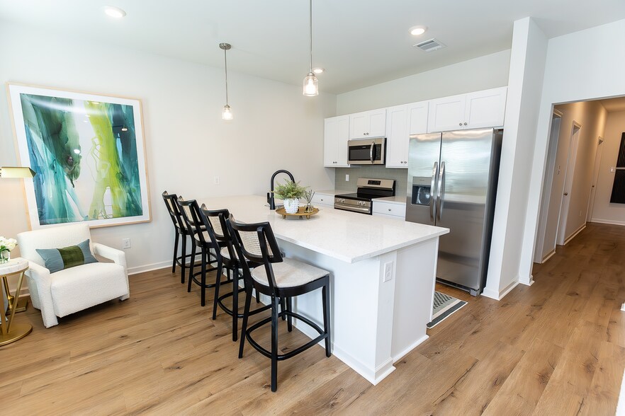 Primary Photo - Cypress Point Cottages