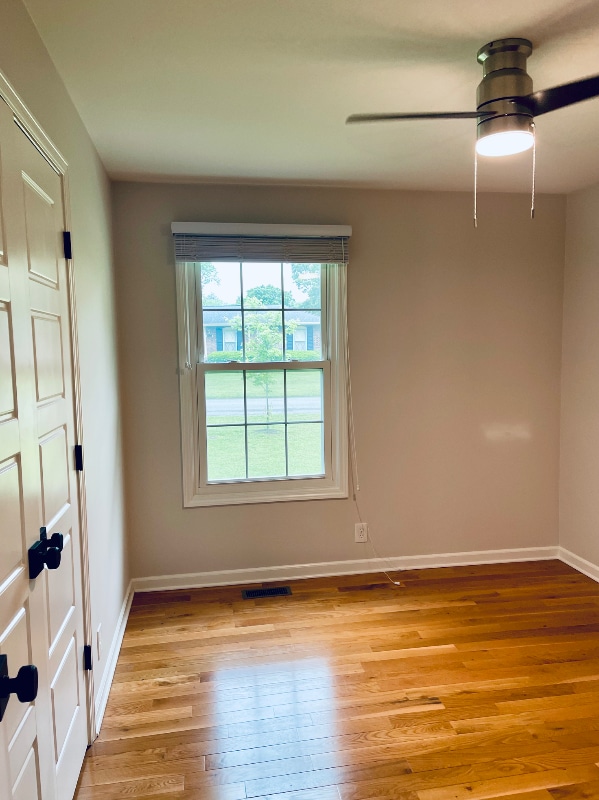 Building Photo - 263 Southburn Dr