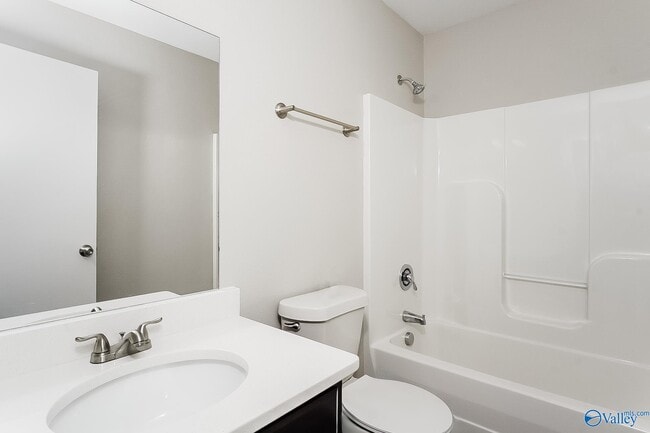 Building Photo - 15241 Tyler Mill Dr