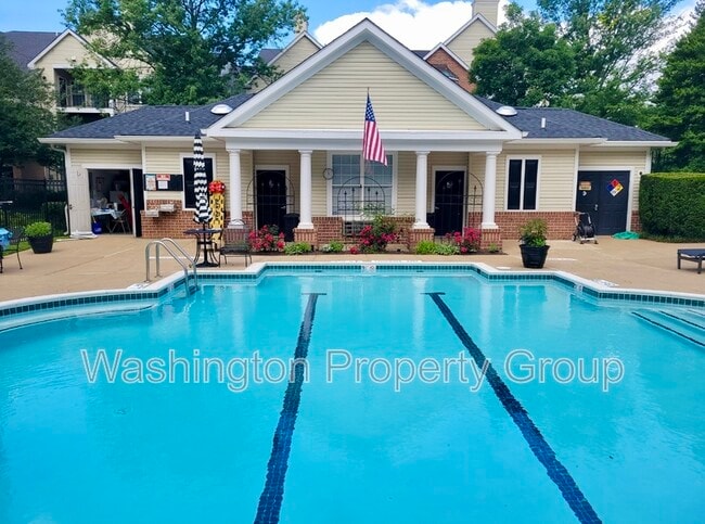 Building Photo - 4144 Fountainside Ln