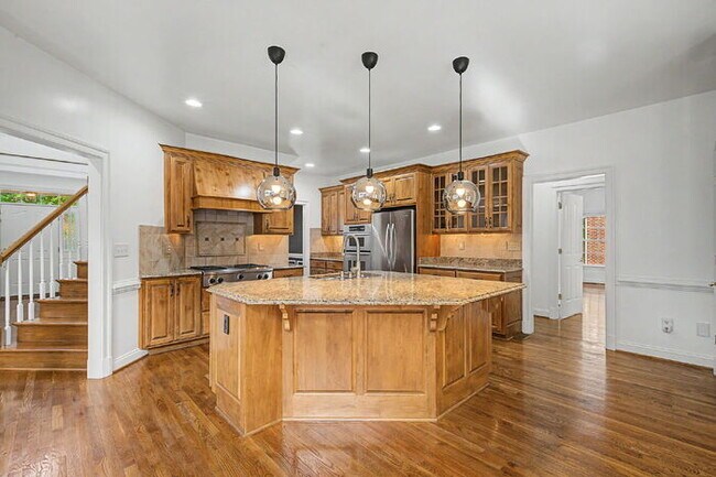 Building Photo - Luxury 5 Bedroom Home with Private Pool in Glen Allen – $4,500/mo