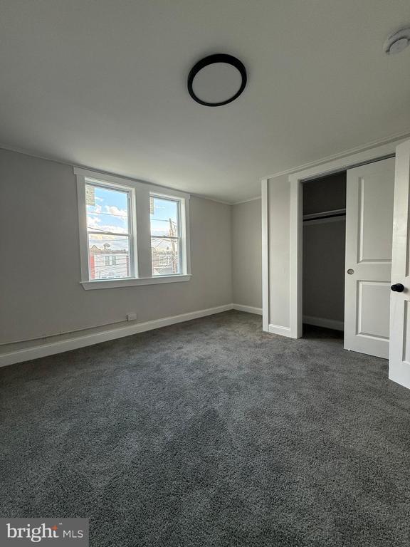 Building Photo - 1263 S Merrimac Rd