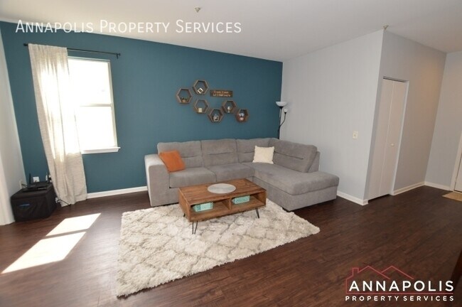 Building Photo - 60H Sandstone Court-