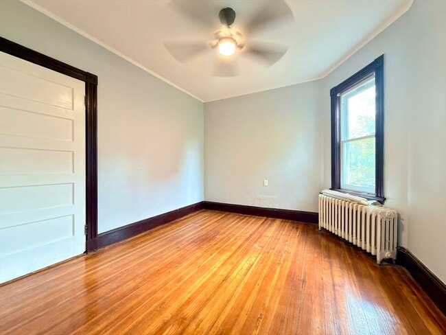 Building Photo - 18 Harold Park