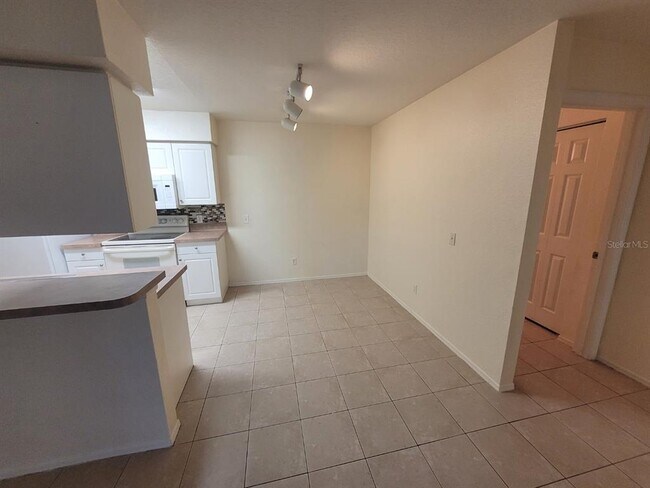 Building Photo - 36101 Deer Creek Dr