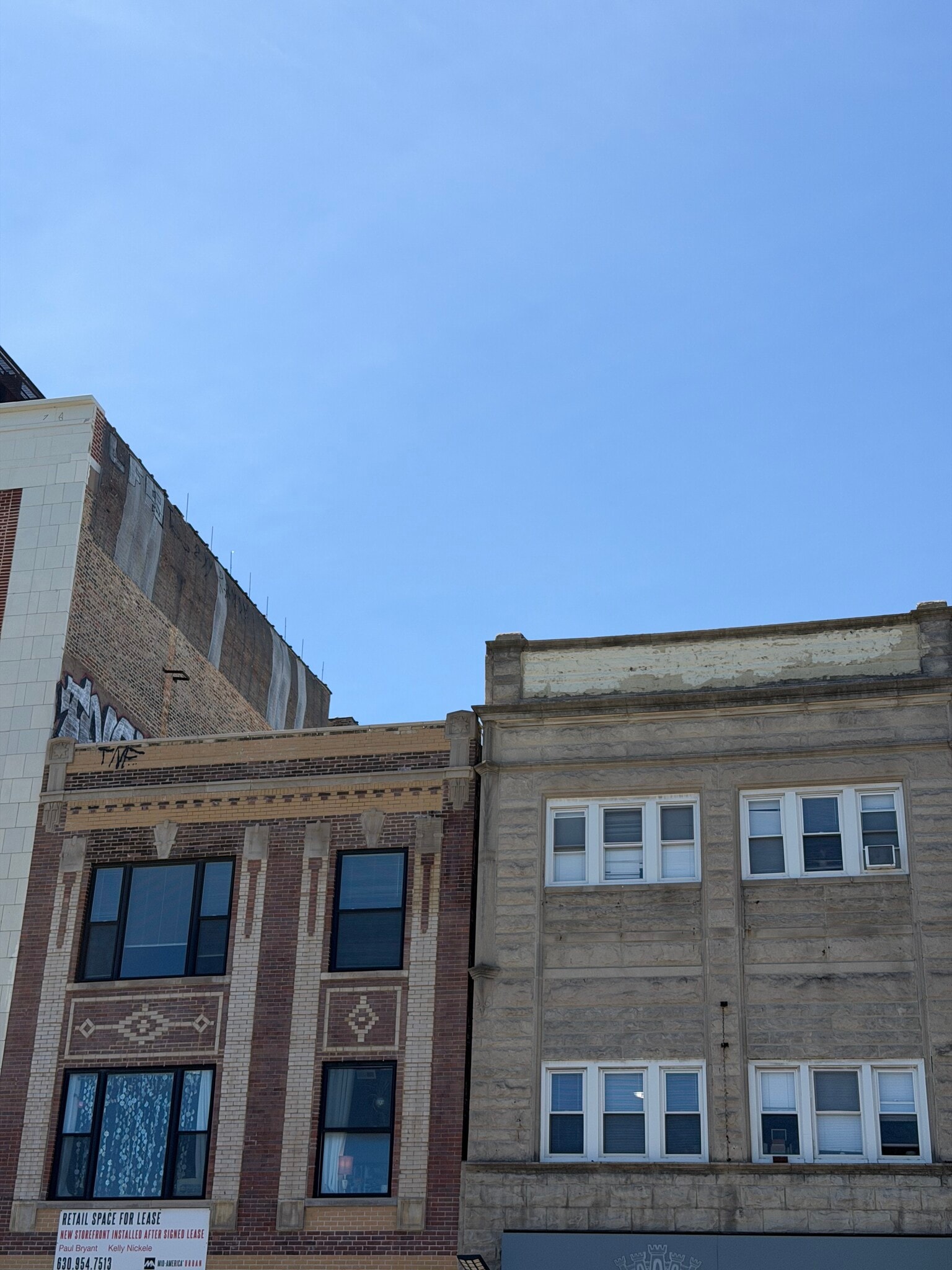 Building Photo - 2620 N Milwaukee Ave