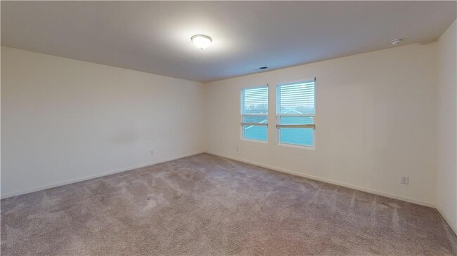 Building Photo - 90 Ingle Dr