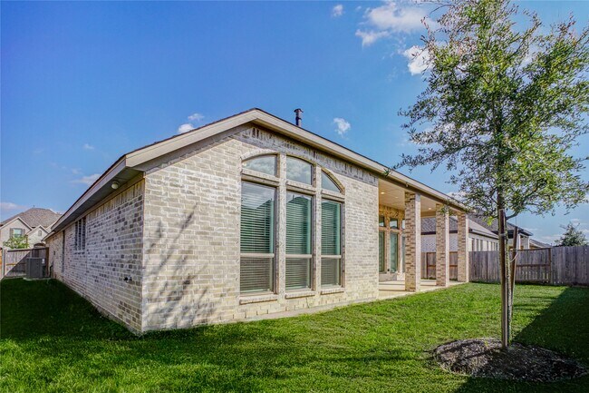 Building Photo - 9814 Chapman Trl