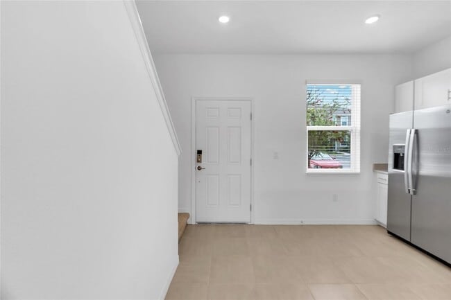 Building Photo - 8765 Daybreak St