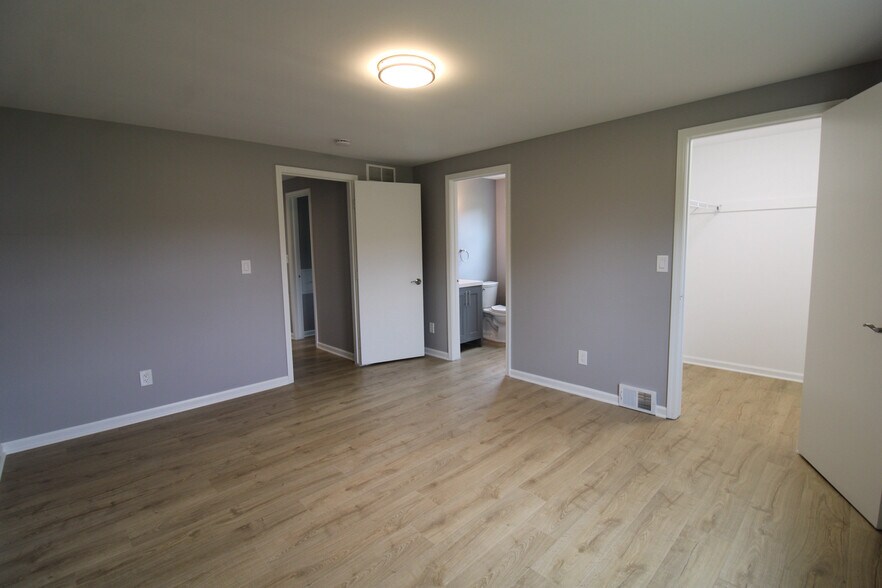 Building Photo - 5832 Fisk Rd