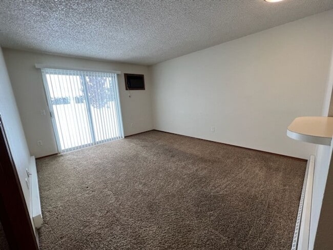 Building Photo - 310 N Georgia Ave