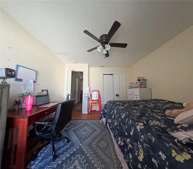 Building Photo - 1834 SW Gemini Ln