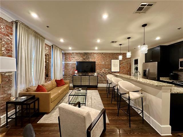 Building Photo - 508 Toulouse St