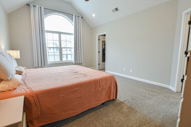 Building Photo - Pet Friendly Four Bedroom!
