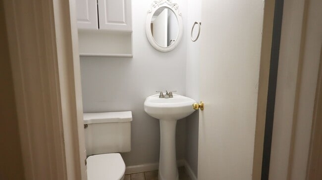 Building Photo - Great 2 Bed 1 Bath Home in Dalton Ga