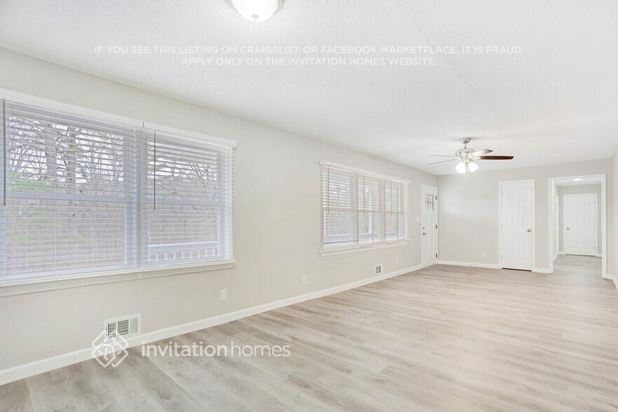 Building Photo - 4076 Boulder Park Dr SW