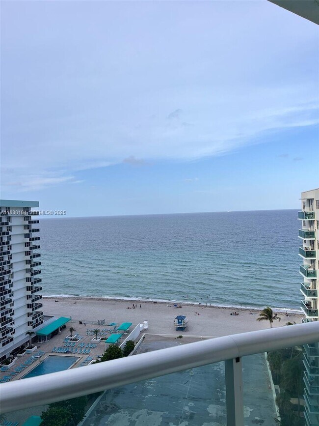 Building Photo - 3801 S Ocean Dr