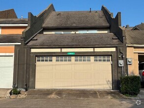 Building Photo - 7833 Rockhill St