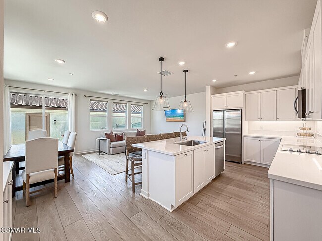 Building Photo - 227 Capistrano Dr