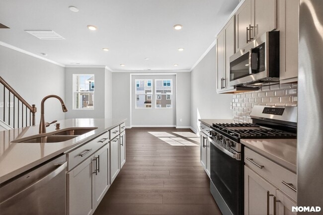 Building Photo - 516 Light Oak Wy