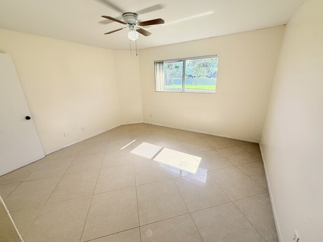 Building Photo - 3445 NW 44th St