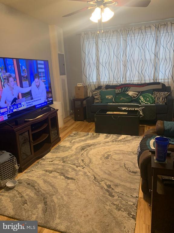 Building Photo - 9860 Garvey Dr