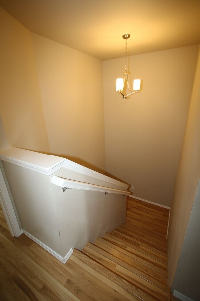 Building Photo - 368 SKWENTNA Dr