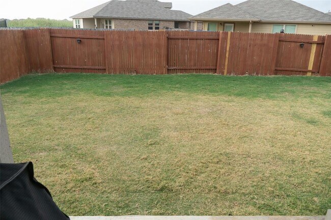 Building Photo - 14605 Allard Dr