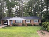Building Photo - 205 Old Church Ct