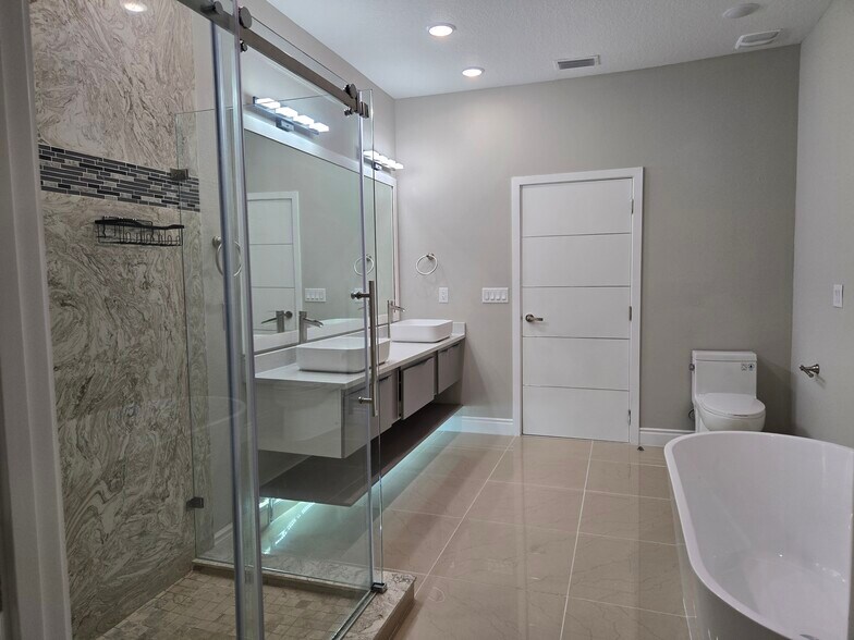 Building Photo - 1807 Brentwood Ct