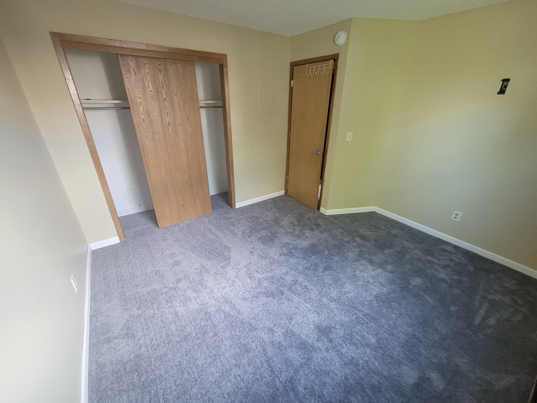 Building Photo - 3918 21st Avenue Pl SW