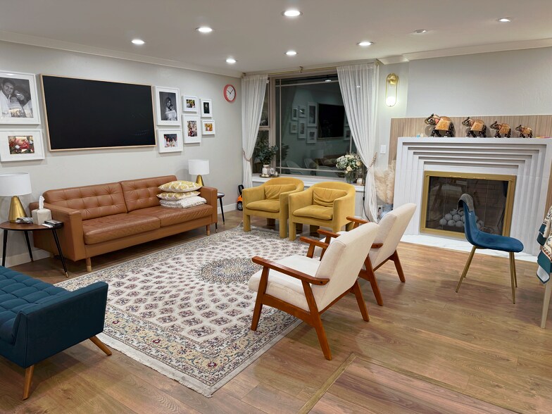 Building Photo - 109 El Porton