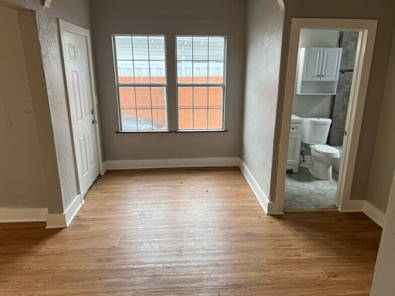 Building Photo - 1820 NW 7th St