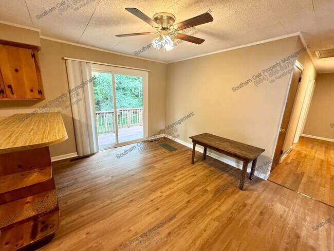 Building Photo - 1202 Garden Cir