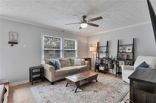 Building Photo - 8 Arpege Way NW