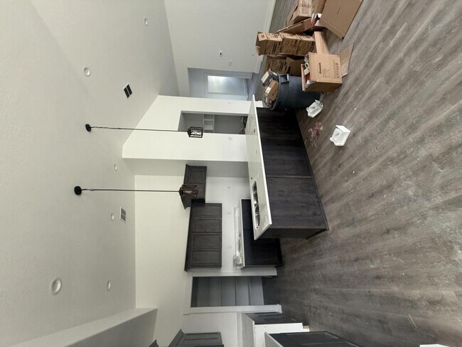 Building Photo - 2104 3125 W