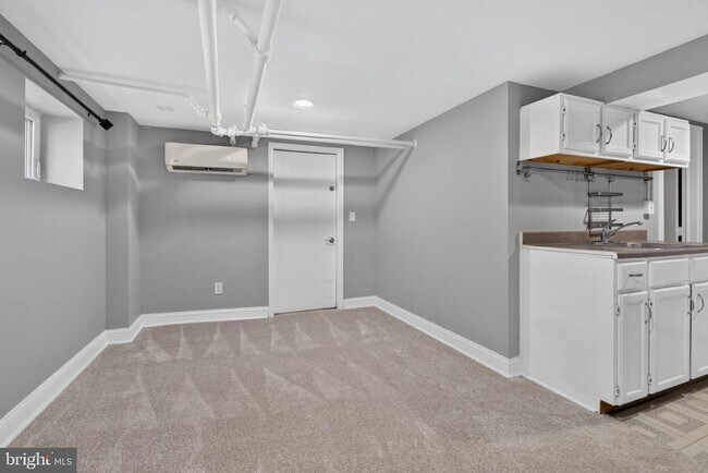 Building Photo - 4130 Military Rd NW