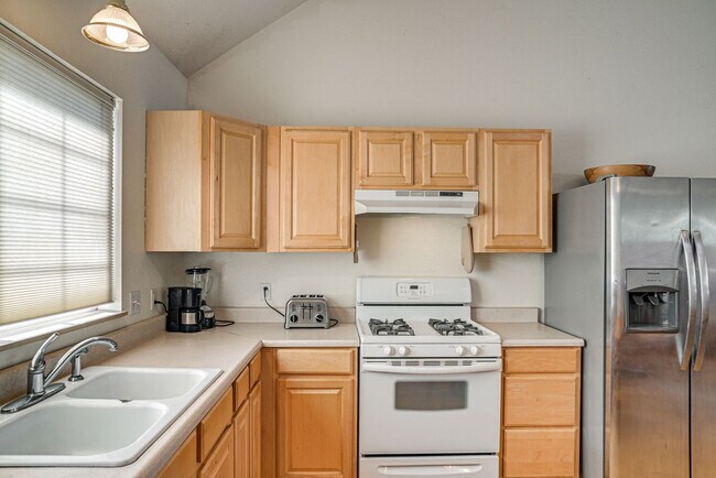 Building Photo - 2077 County Road 308-SI ID1623794P
