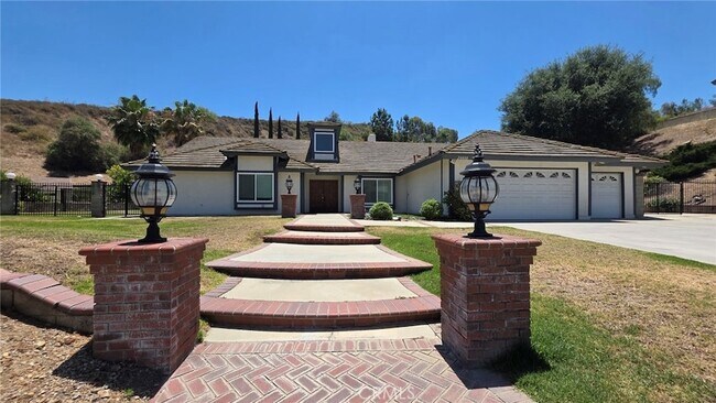 Building Photo - 20800 Regency Ct