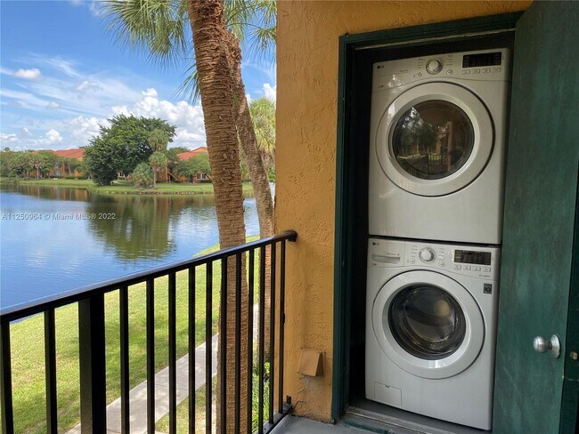 Building Photo - 10717 Cleary Blvd