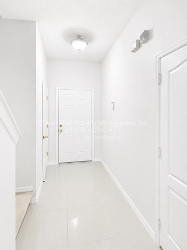 Building Photo - 4524 Amberly Oaks Ct