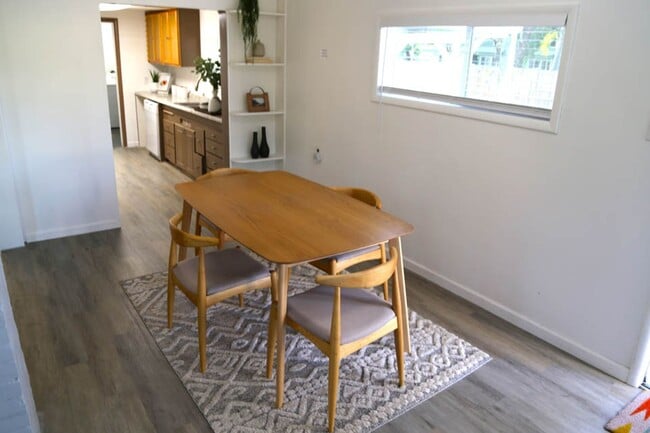 Building Photo - 2bed/1bath with a shop