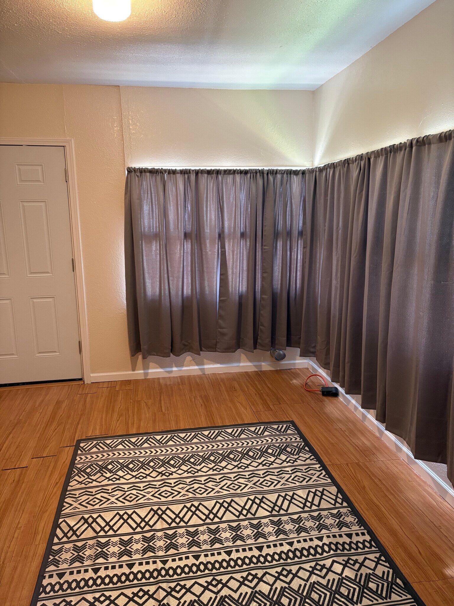 Utility Room - 538 N Aydelotte Ave